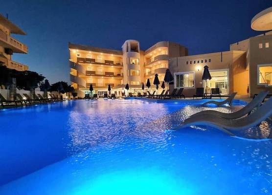 Sunny Bay Hotel 1