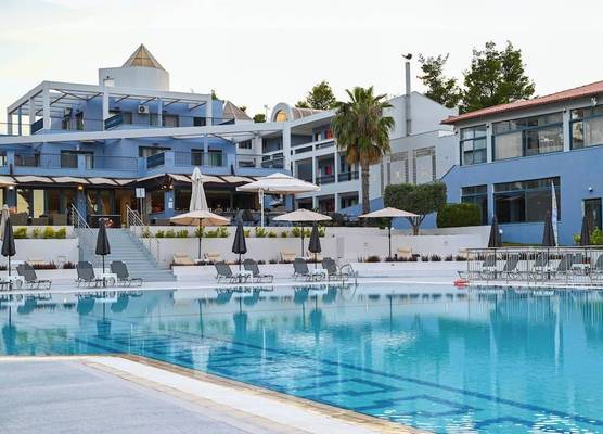 Atrium Hotel 1