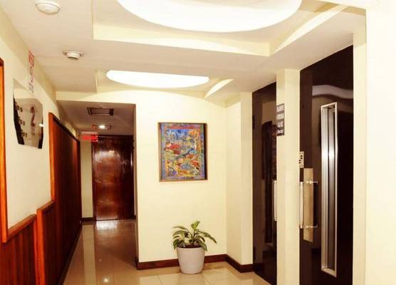 Hotel Ambassador 1