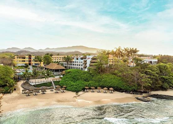 Family Selection at Grand Palladium Vallarta Resort & Spa - All Inclusive 1