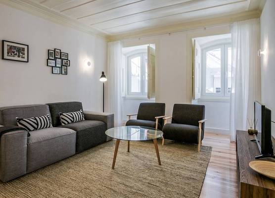 Hip Tailor Made Flat in Bairro Alto 1