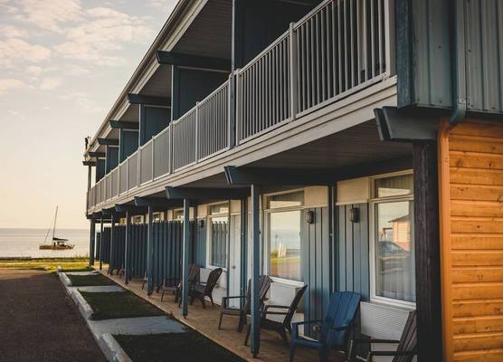 Riôtel Carleton-sur-Mer 1