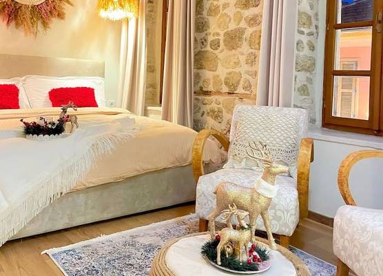 Bohemian Boutique Suites 1