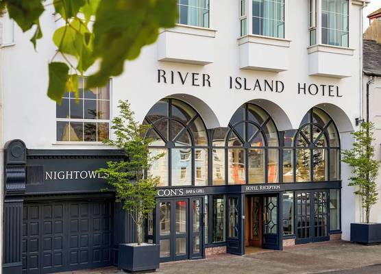 River Island Hotel 1