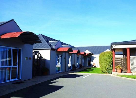 Airport Birches Motel 1