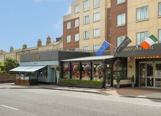 Grand Canal Hotel 1