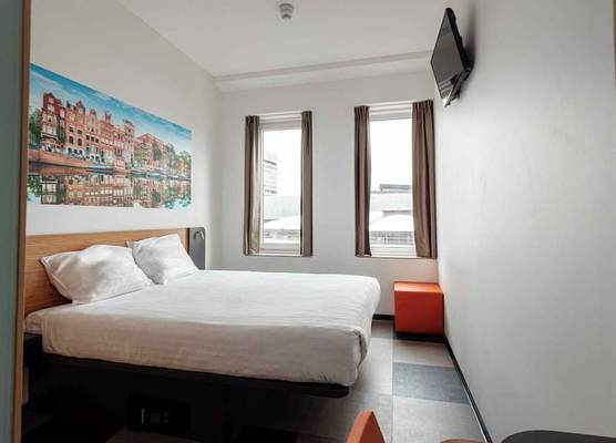 easyHotel Amsterdam Arena Boulevard 1