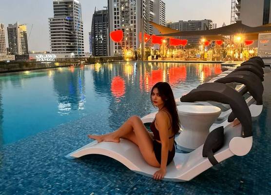 Vogue| Downtown close to Burj Khalifa | Dubai Mall 1
