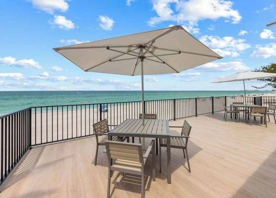 Seabreeze at Anna Maria Island Inn 1