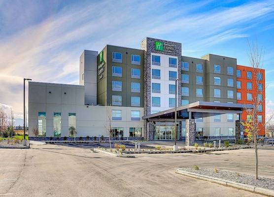 Holiday Inn Express & Suites CALGARY AIRPORT TRAIL NE by IHG 1
