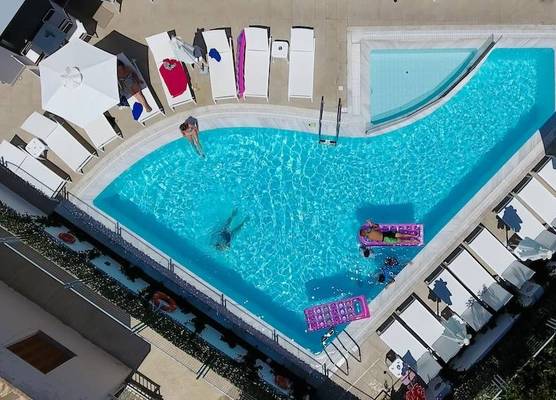 AGRELLI Hotel & Suites 1
