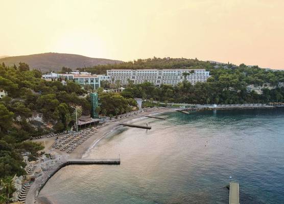 Pine Bay Holiday Resort 1