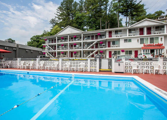 Baymont by Wyndham Lake George 1