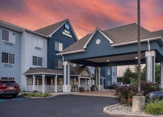 Best Western Fort Wayne Inn & Suites North 1
