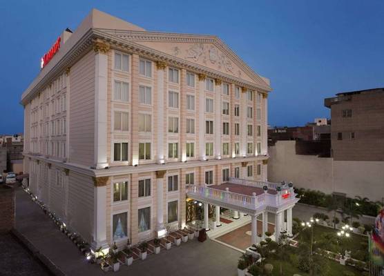 Ramada by Wyndham Amritsar 1