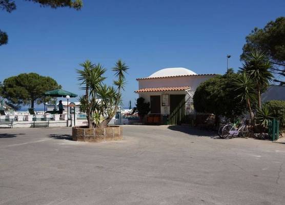 Villaggio Turistico Valle Scinni 1