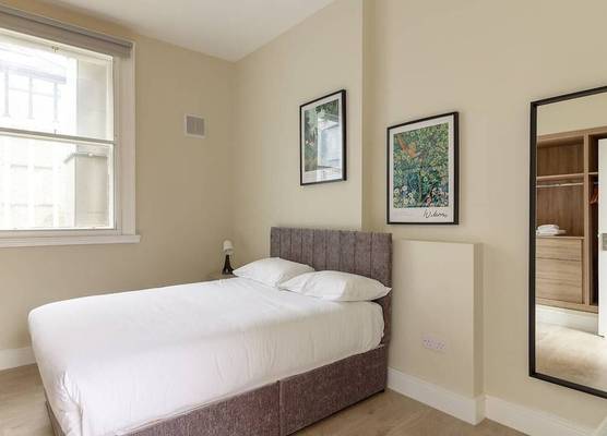 Dublin Castle Suites 1