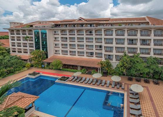 Hotel Somadevi Angkor Resort & Spa 1