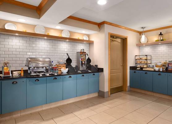 Country Inn & Suites Rochester South 1