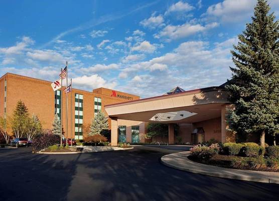 Marriott Cincinnati Northeast 1