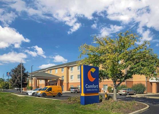 Comfort Inn & Suites Porter near Indiana Dunes 1