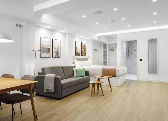 Limehome Madrid Calle de Matilde Diez 1