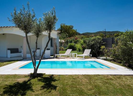 Limone Beach Resort 1