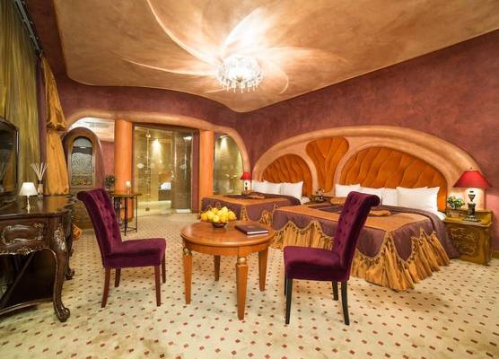 Royal Spa & Hotel Resort 1