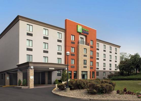 Holiday Inn Express BOSTON - SAUGUS by IHG 1
