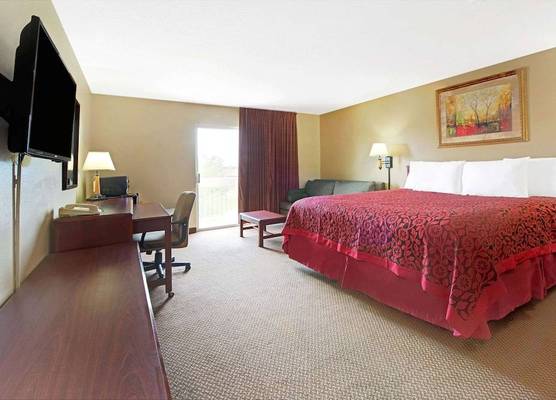 Days Inn by Wyndham St. Louis/Westport MO 1