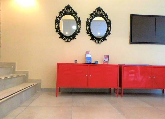 Achillion Hotel Piraeus 1