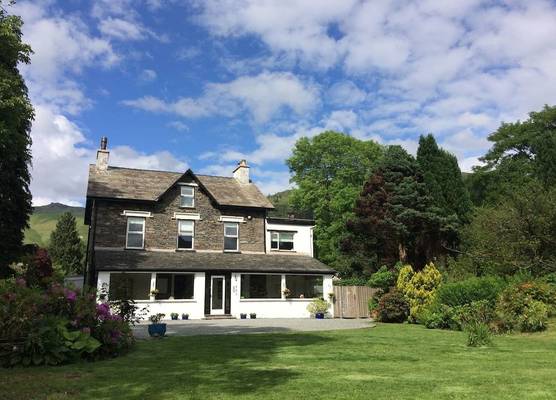 Lake View Country House and Self-catering Apartments 1