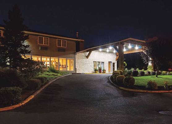La Quinta by Wyndham Woodburn 1
