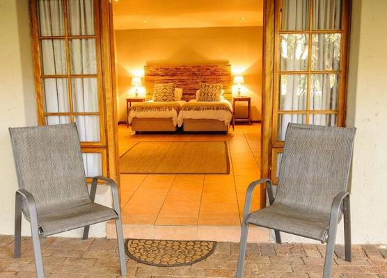 Safari Club Guest Lodge OR Tambo International Airport 1