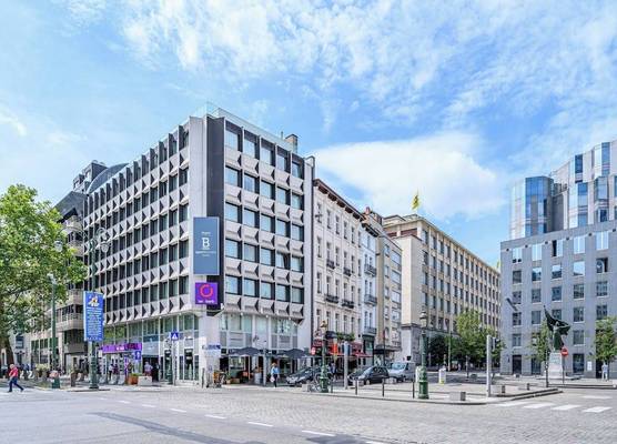 B-aparthotel Regent 1