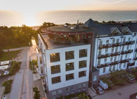 Strandhotel Heringsdorf mit Soleaußenpool 30 Grad 1