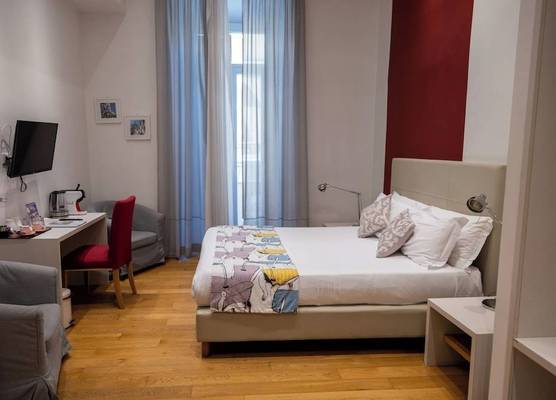 Sofia's Suites Guesthouse 1