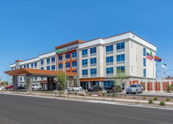 Holiday Inn Express & Suites PHOENIX DWTN - STATE CAPITOL by IHG 1