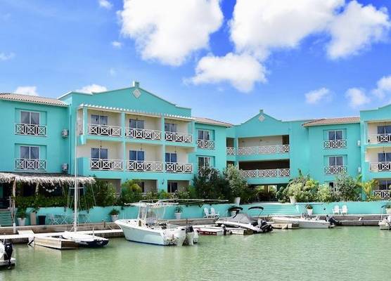 Ocean Breeze Boutique Hotel & Marina 1