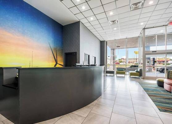 Bricktown Hotel & Extended Stay 1