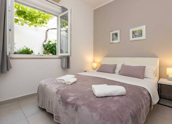 Rooms Batina 1