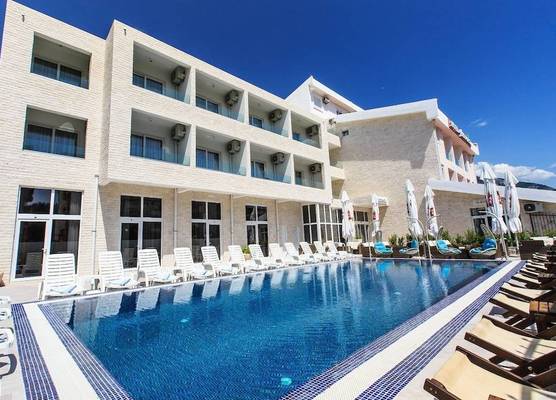 Sutomore Akapulco Hotel 1