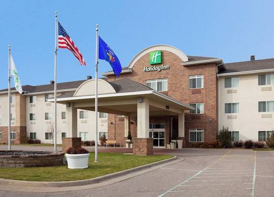 Holiday Inn CONFERENCE CTR MARSHFIELD by IHG 1
