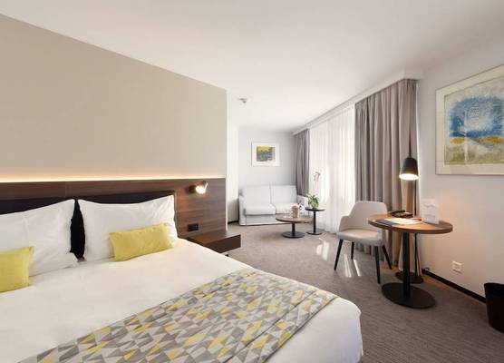 Astra Vevey Hotel & Restaurant 1