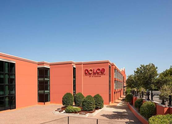 Dolce by Wyndham Barcelona Resort 4 Sup 1