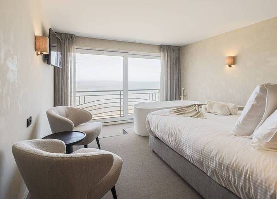 Hotel Beach Palace by CW Hotel Collection 1