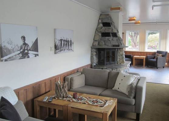 Dragsvik Fjordhotel 1