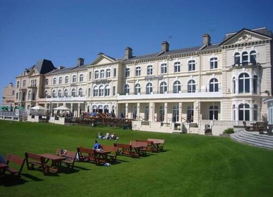 Royal Grosvenor Hotel 1