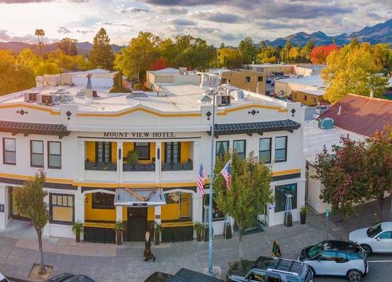 Mount View Hotel & Spa 1