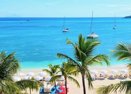 Holland House Beach Hotel 1
